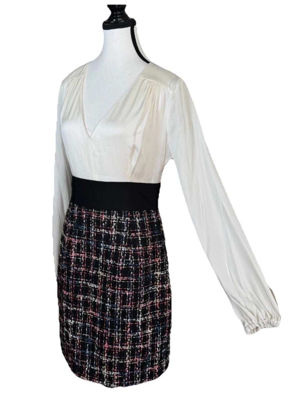 Milly Nicola Pencil Dress Silk Tweed White Black Long Sleeves V Neck Size 6 $395 - Picture 3 of 11